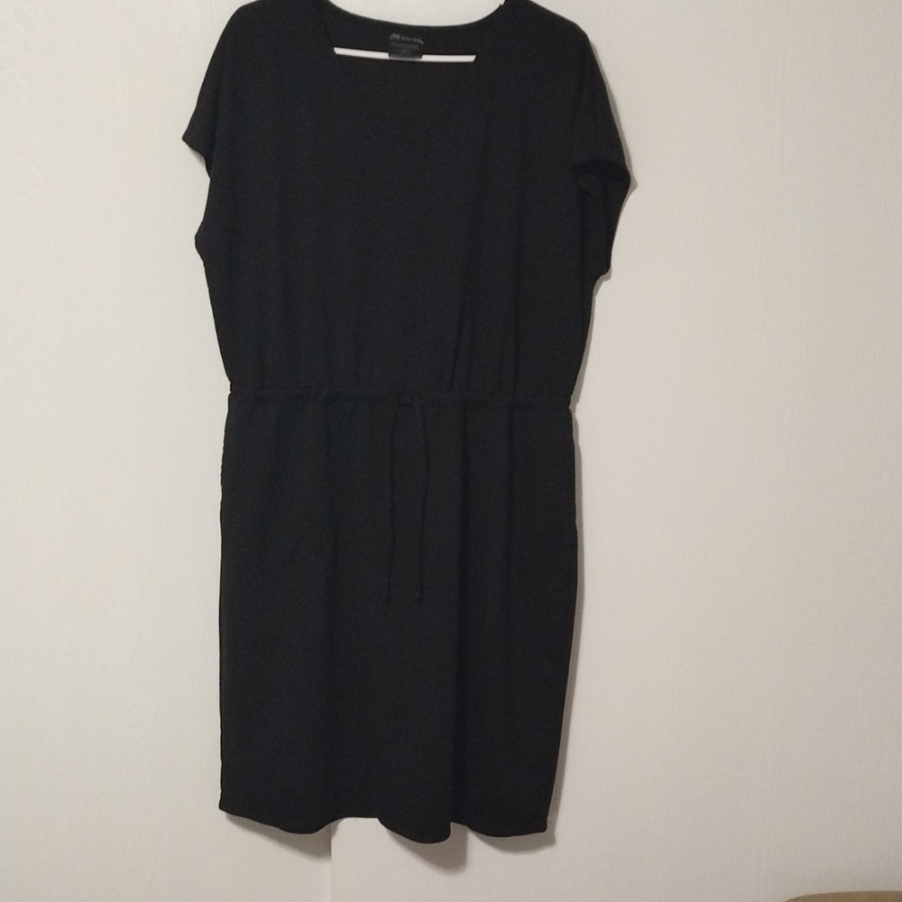 🫶32 Cool black drawstring dress